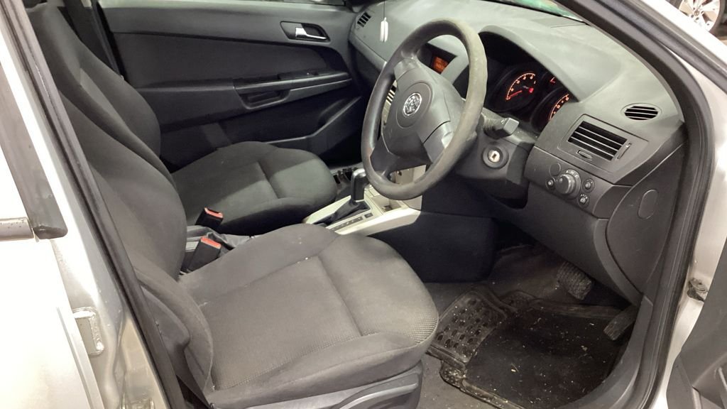 Used Vauxhall Astra 2008 for sale - 77053619: Photo 9