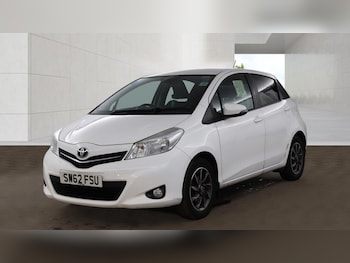 Used Toyota Yaris 2013 for sale - 79323149: Photo