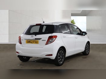 Used Toyota Yaris 2013 for sale - 79323149: Photo