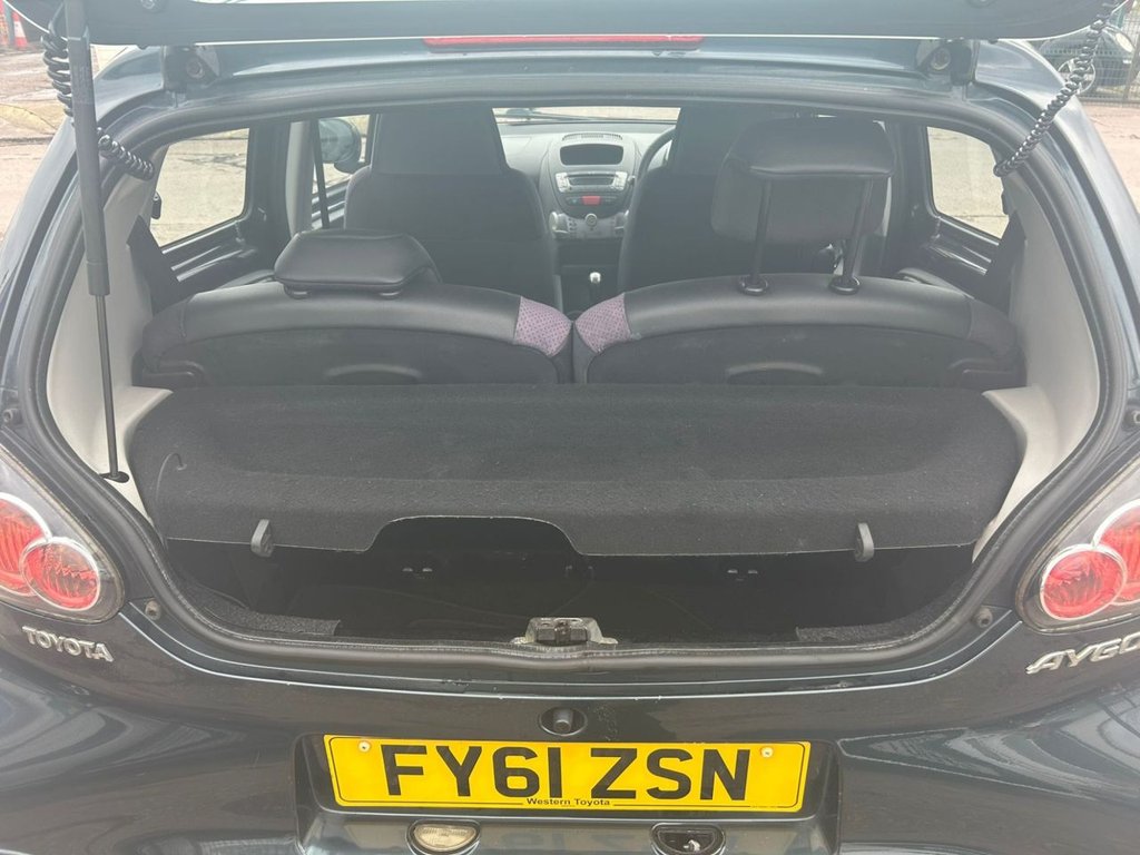 Used Toyota AYGO 2011 for sale - 76376246: Photo 7