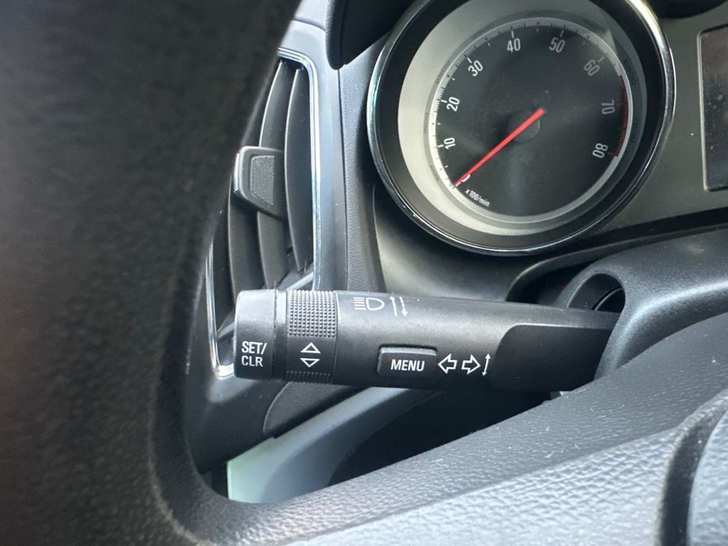 Used Vauxhall Zafira 2015 for sale - 76447085: Photo 14