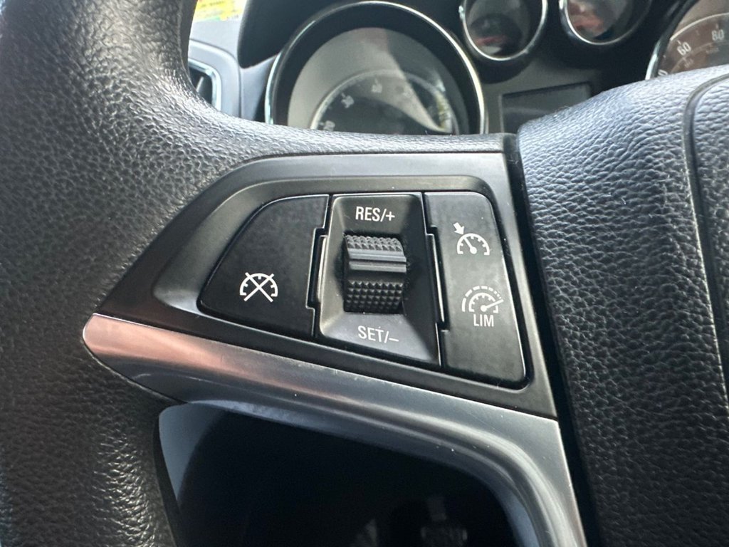 Used Vauxhall Zafira 2015 for sale - 76447085: Photo 18