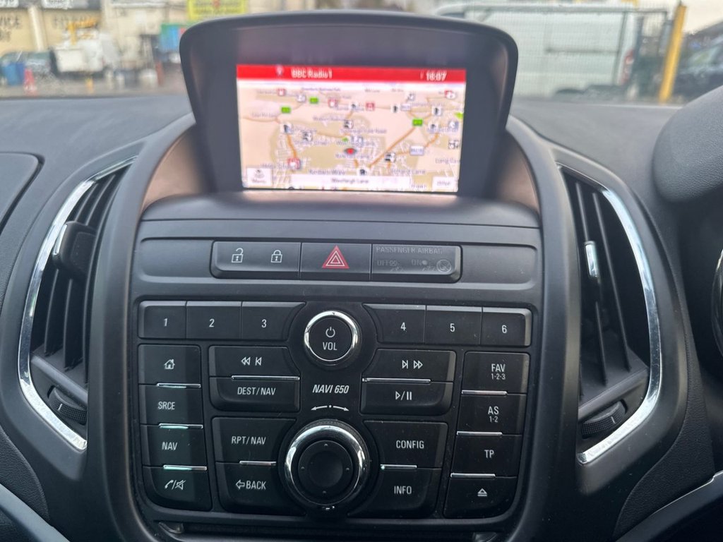 Used Vauxhall Zafira 2015 for sale - 76447085: Photo 23