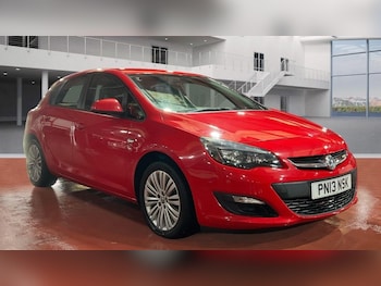 Used Vauxhall Astra 2013 for sale - 76520650: Photo