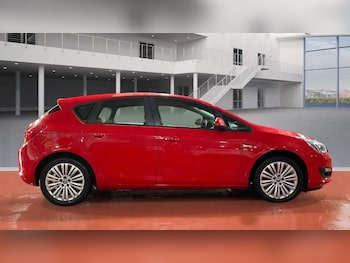 Used Vauxhall Astra 2013 for sale - 76520650: Photo