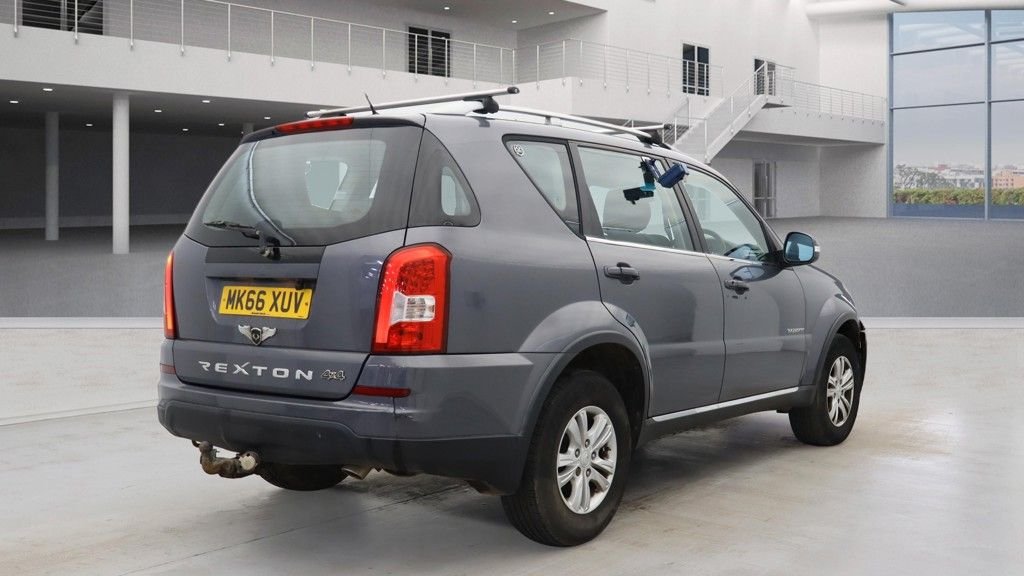Used Ssangyong Rexton 2016 for sale - 77967464: Photo 3