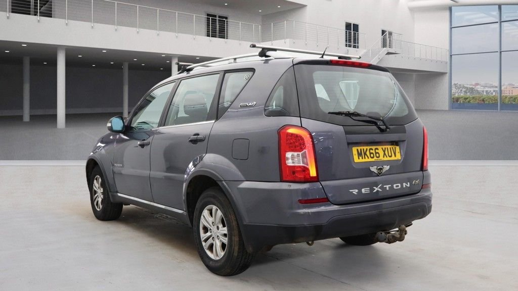 Used Ssangyong Rexton 2016 for sale - 77967464: Photo 4