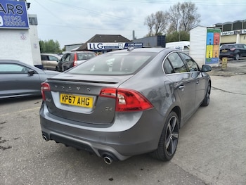 Used Volvo S60 2017 for sale - 78518365: Photo