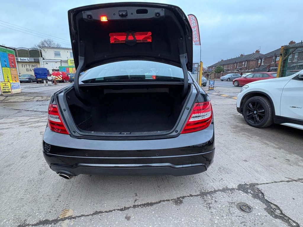 Used Mercedes-Benz C Class 2012 for sale - 77919889: Photo 19