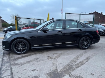 Used Mercedes-Benz C Class 2012 for sale - 77919889: Photo