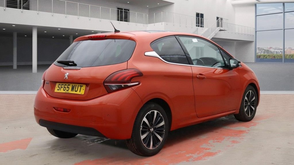Used Peugeot 208 2015 for sale - 78030664: Photo 5