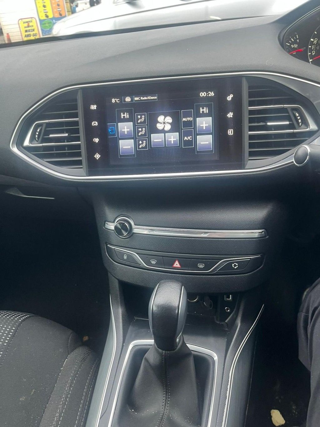 Used Peugeot 308 2015 for sale - 77236723: Photo 16