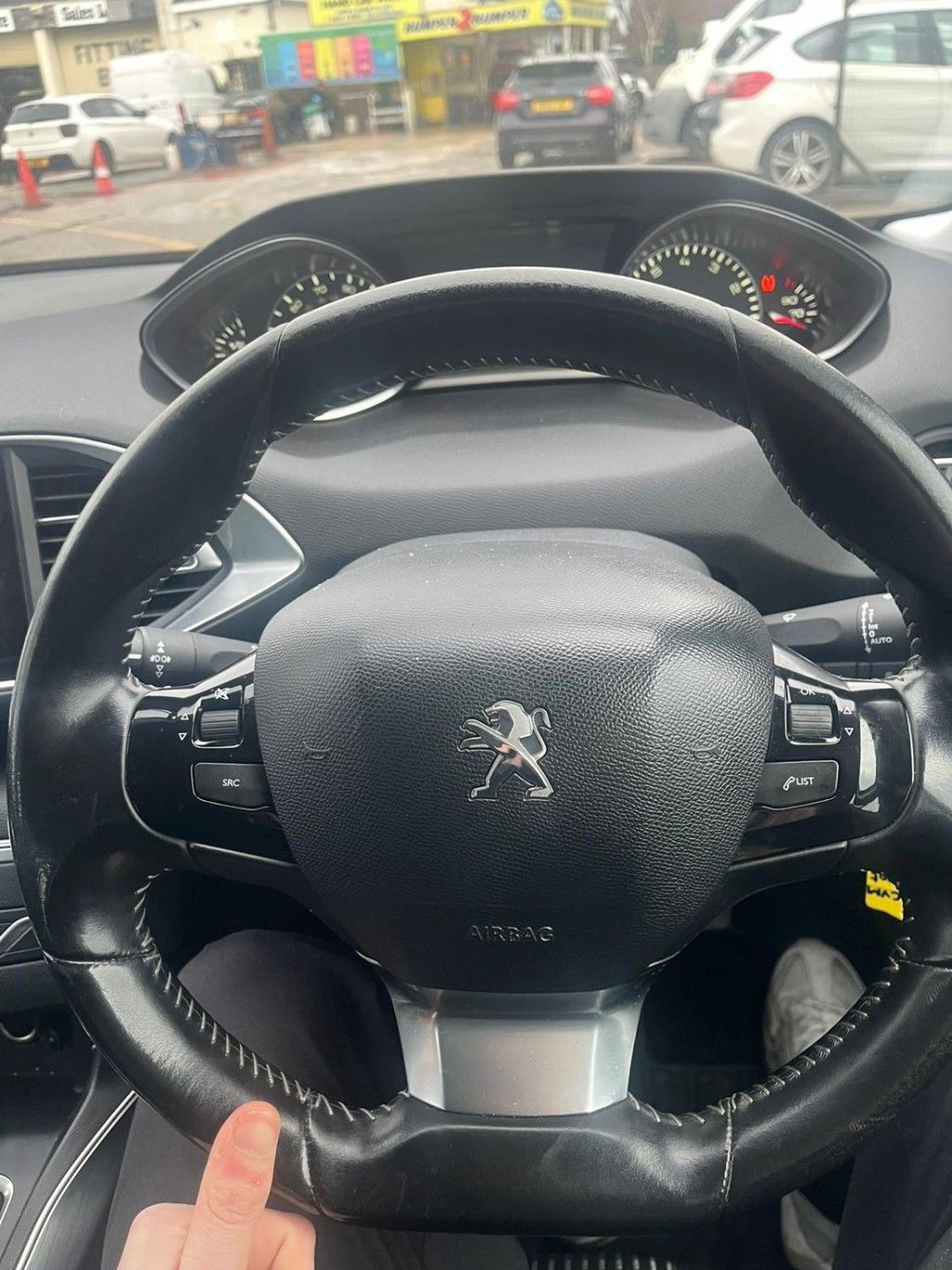 Used Peugeot 308 2015 for sale - 77236723: Photo 18