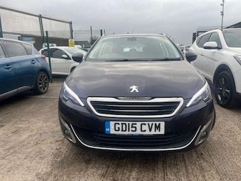 Used Peugeot 308 2015 for sale - 77236723: Photo
