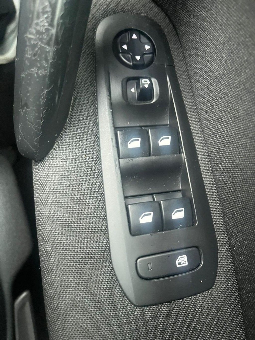 Used Peugeot 308 2015 for sale - 77236723: Photo 21