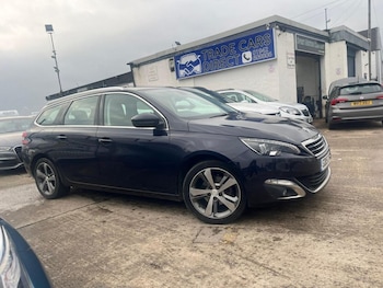 Used Peugeot 308 2015 for sale - 77236723: Photo