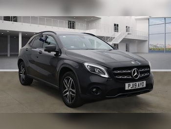 Used Mercedes-Benz GLA 2019 for sale - 77655239: Photo