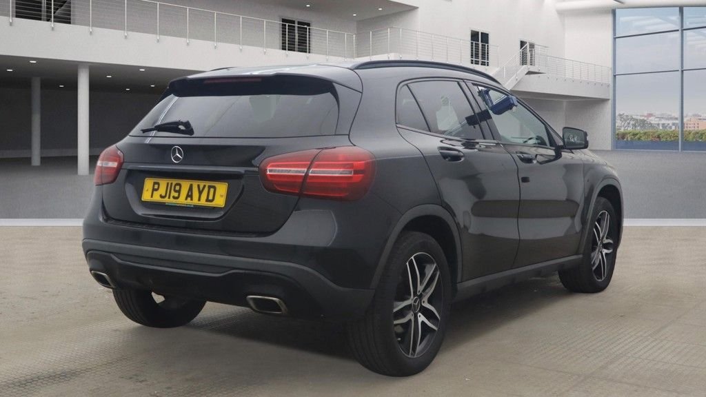 Used Mercedes-Benz GLA 2019 for sale - 77655239: Photo 4