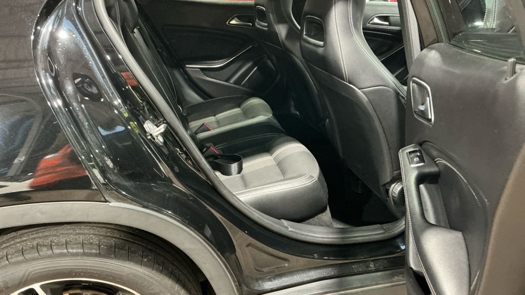 Used Mercedes-Benz GLA 2019 for sale - 77655239: Photo 8