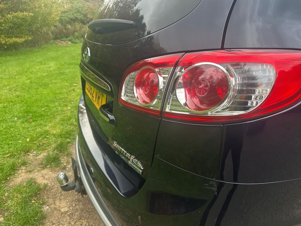 Used Hyundai Santa Fe 2012 for sale - 75929618: Photo 15