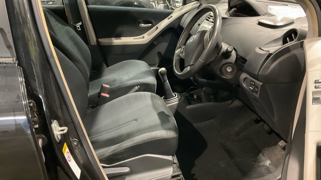 Used Toyota Yaris 2008 for sale - 76841583: Photo 8