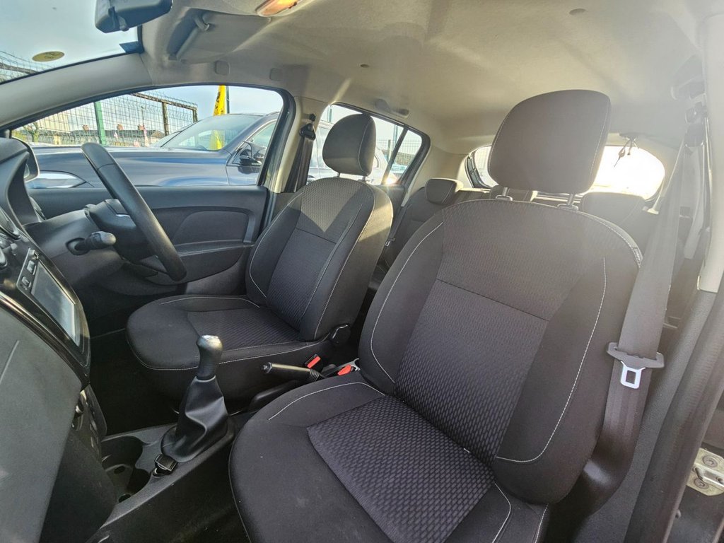 Used Dacia Sandero 2018 for sale - 77089355: Photo 14