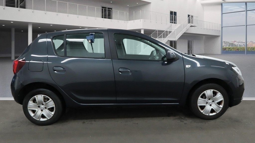 Used Dacia Sandero 2018 for sale - 77089355: Photo 5