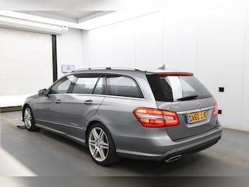 Used Mercedes-Benz E Class 2011 for sale - 78749079: Photo