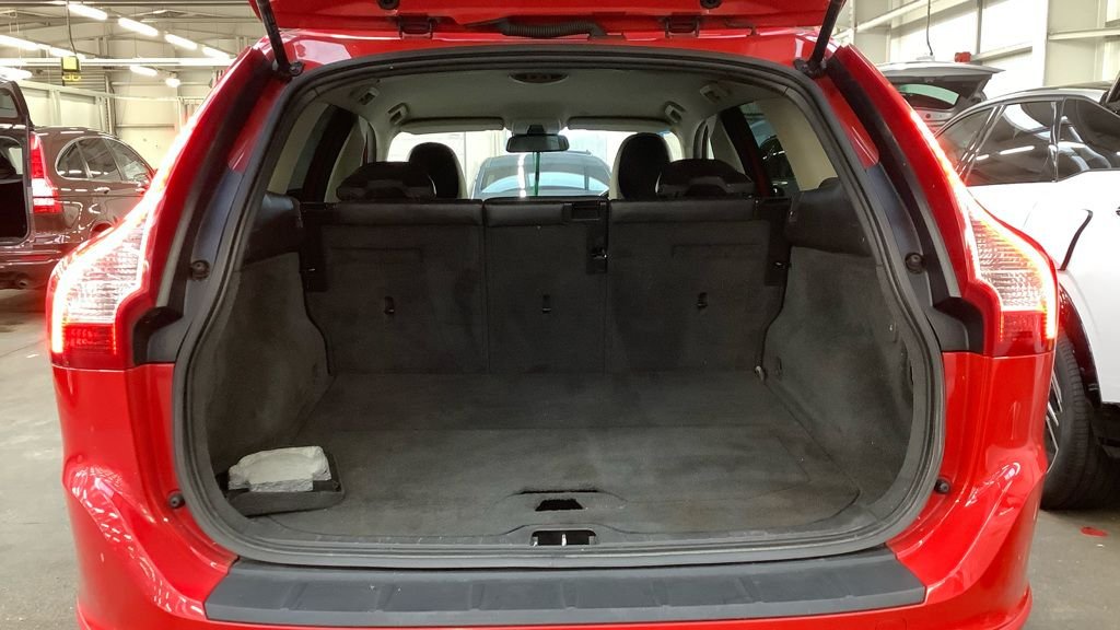 Used Volvo XC60 2010 for sale - 78180749: Photo 8