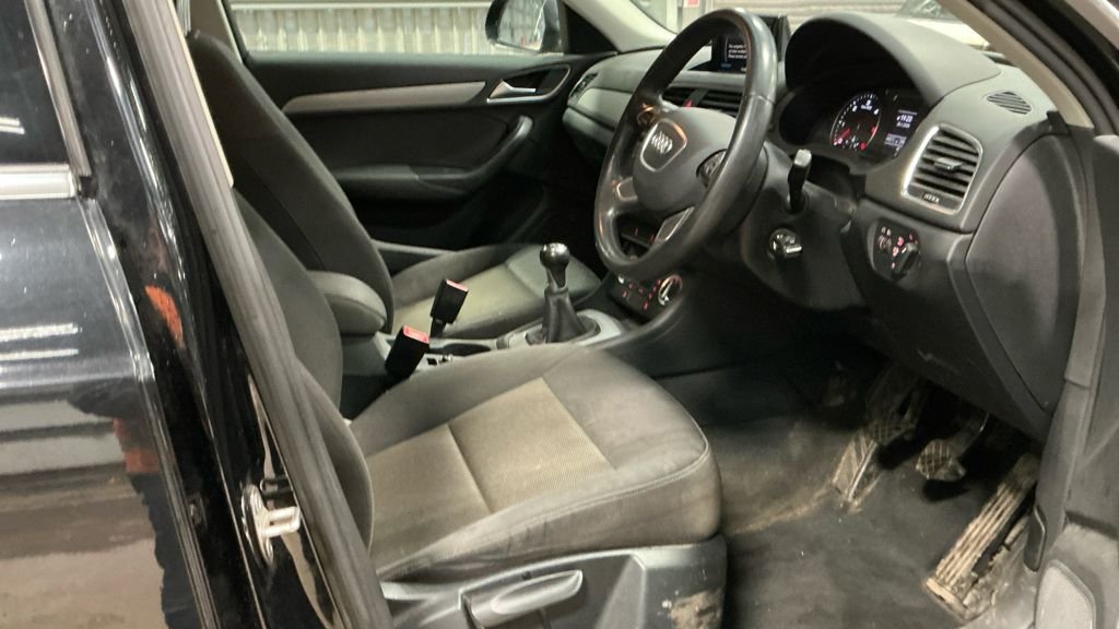 Used Audi Q3 2013 for sale - 77356469: Photo 10