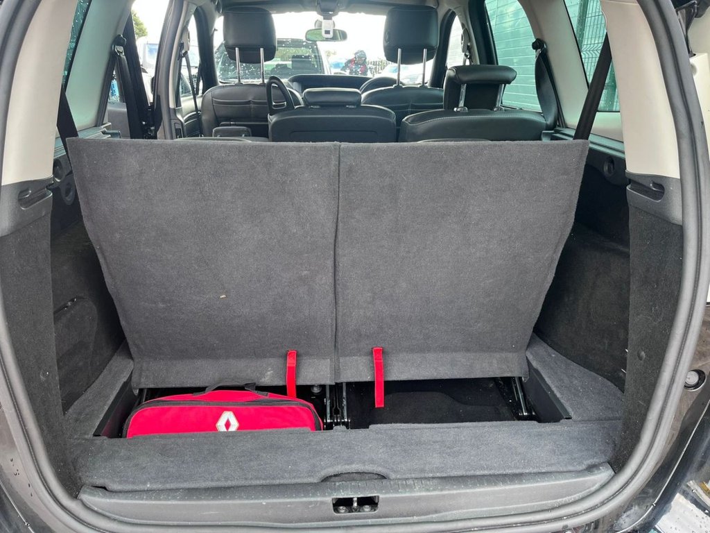 Used Renault Grand Scenic 2016 for sale - 77820901: Photo 13