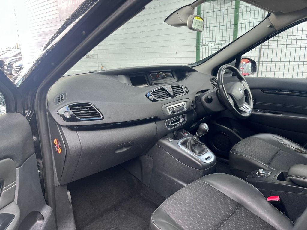 Used Renault Grand Scenic 2016 for sale - 77820901: Photo 21
