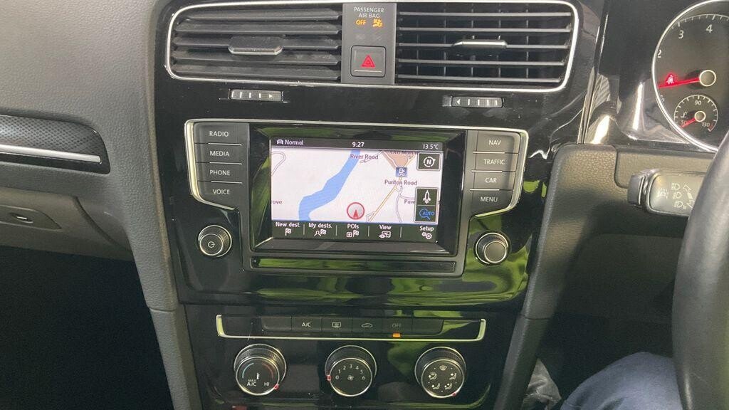 Used Volkswagen Golf 2014 for sale - 77187884: Photo 10