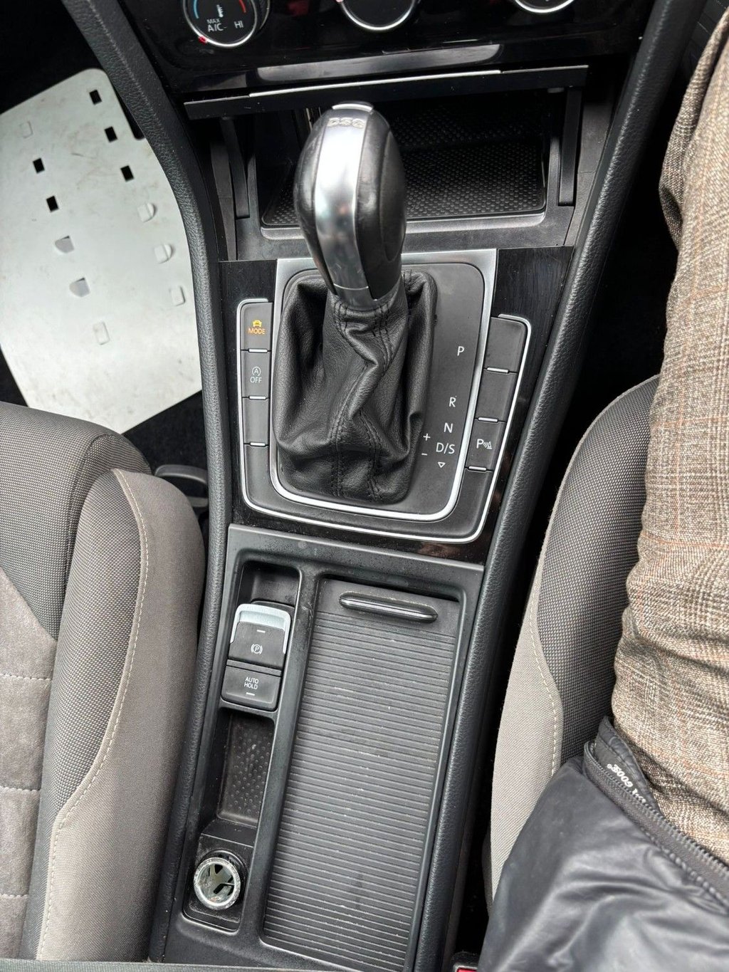 Used Volkswagen Golf 2014 for sale - 77187884: Photo 12