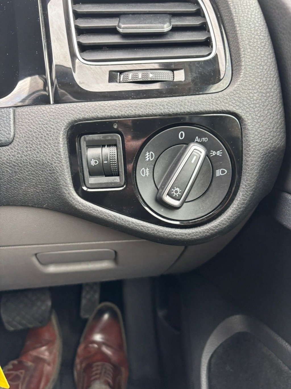 Used Volkswagen Golf 2014 for sale - 77187884: Photo 18