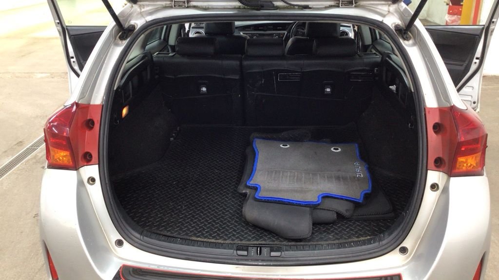 Used Toyota Auris 2013 for sale - 78096973: Photo 13