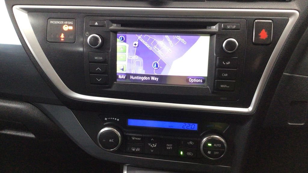 Used Toyota Auris 2013 for sale - 78096973: Photo 16