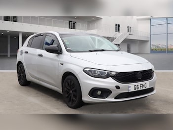 2017 (17) - 1.4 Easy Plus 5dr