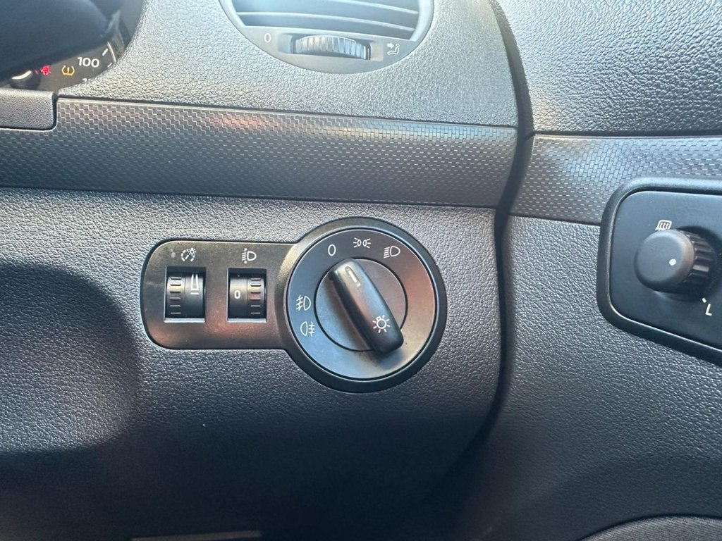 Used Volkswagen Caddy Maxi Life 2014 for sale - 77080354: Photo 25