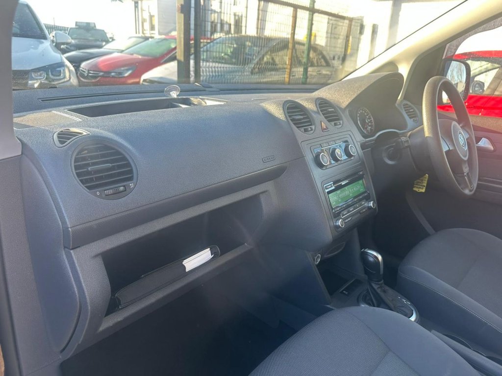 Used Volkswagen Caddy Maxi Life 2014 for sale - 77080354: Photo 29