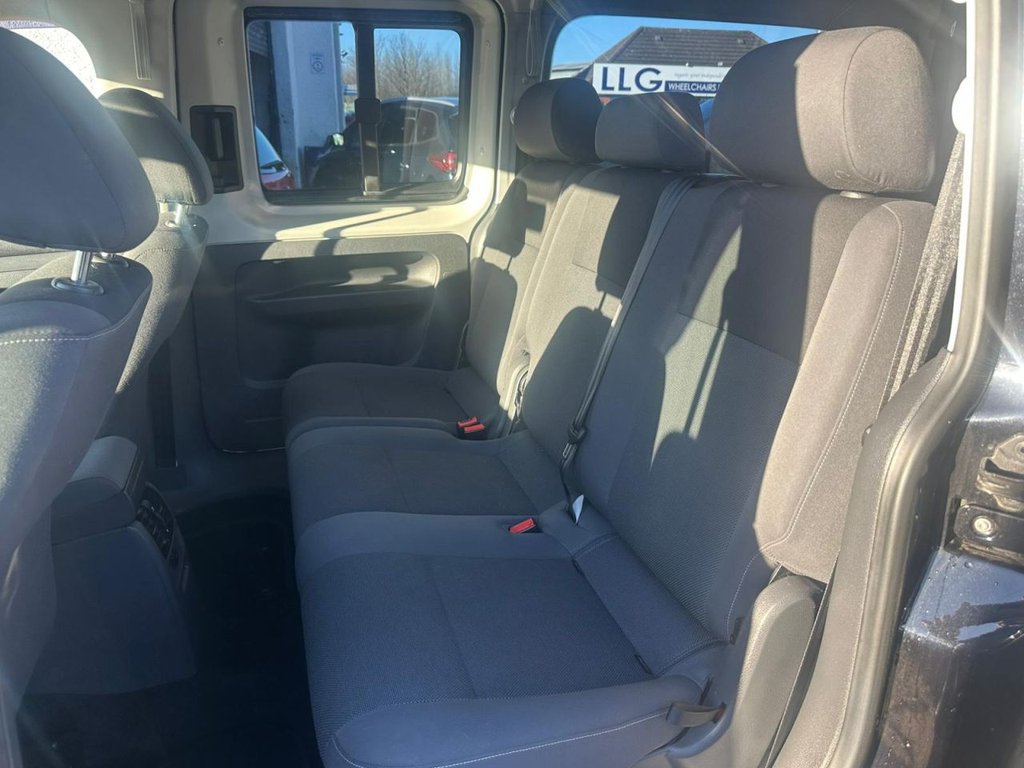 Used Volkswagen Caddy Maxi Life 2014 for sale - 77080354: Photo 32