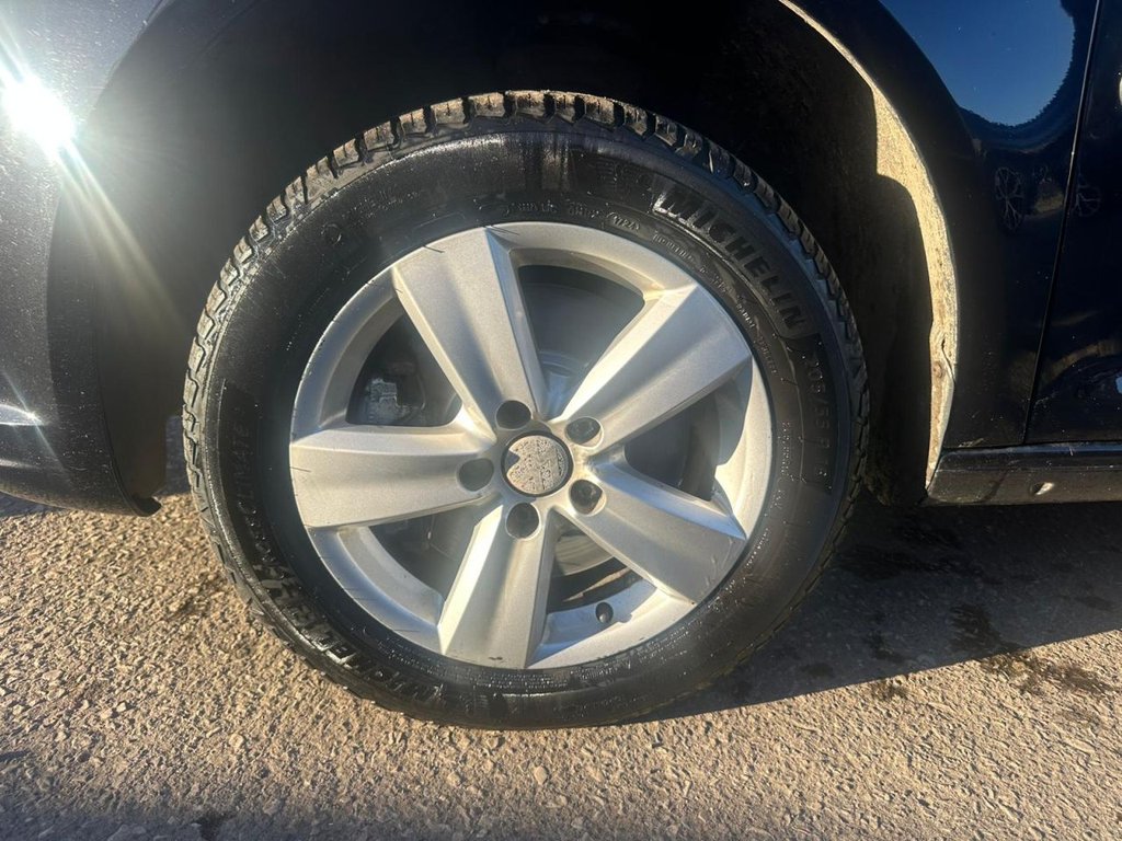 Used Volkswagen Caddy Maxi Life 2014 for sale - 77080354: Photo 39