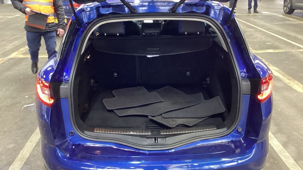 Used Renault Megane 2017 for sale - 77704019: Photo 13