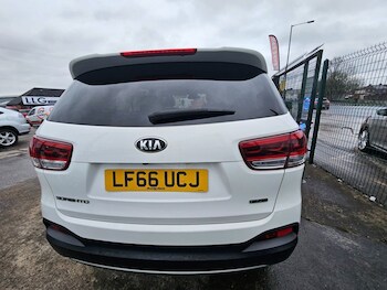 Used Kia Sorento 2016 for sale - 78444425: Photo