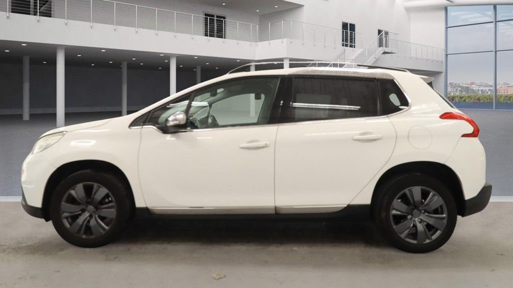 Used Peugeot 2008 2015 for sale - 78016896: Photo 6