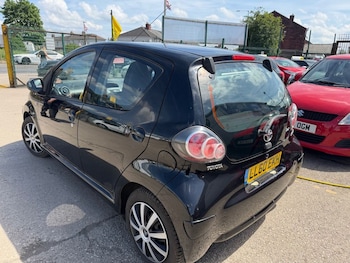 Used Toyota AYGO 2010 for sale - 78682501: Photo