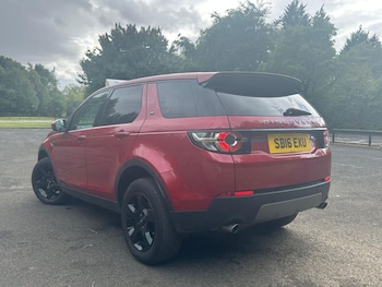 Used Land Rover Discovery Sport 2016 for sale - 75798808: Photo