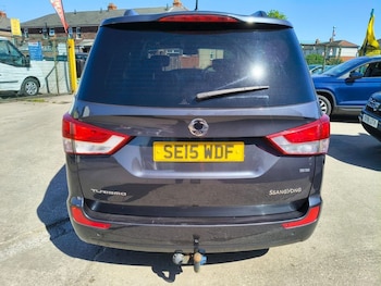 Used Ssangyong Turismo 2015 for sale - 79196984: Photo