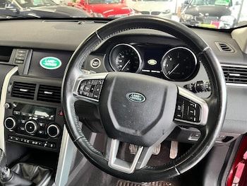 Used Land Rover Discovery Sport 2016 for sale - 75566992: Photo