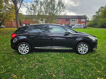 Used Citroen DS5 2017 for sale - 76686097: Photo